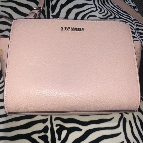 Steve Madden faux leather crossbody with scarf - Picture 7 of 9